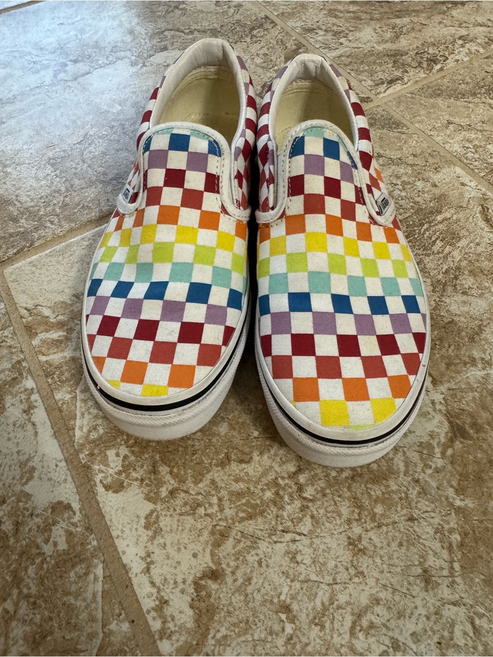 Vans Kids Rainbow Checkerboard Slip-On sneakers Kids size 4/women’s 6